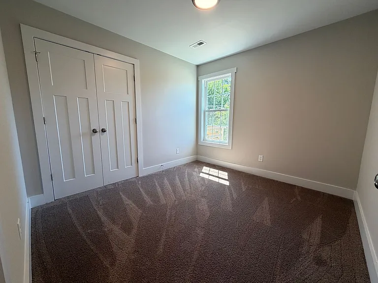 460 Highland Ave #B — Photo 6
