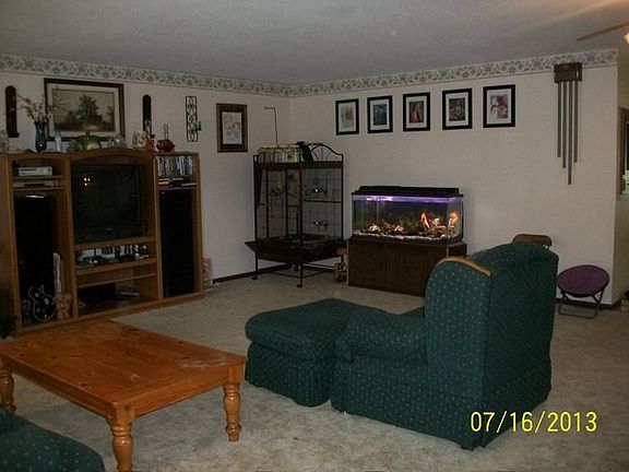 4th image of 1043 Lora Ave