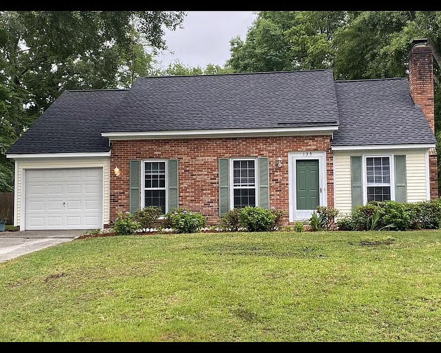 1st image of 135 Towne Square Rd