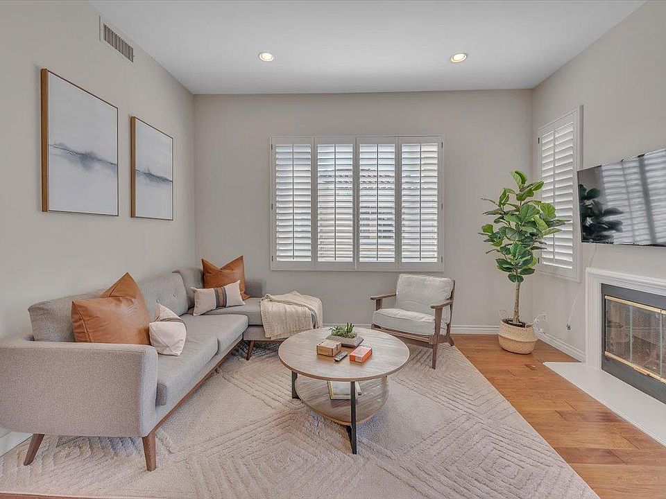 1st image of 701 Marinella Aisle