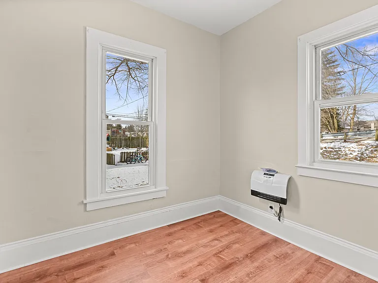 17 Raymond Ave #2 — Photo 13