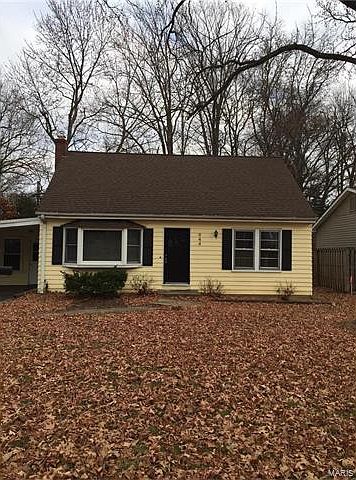 1st image of 944 N Harrison Ave