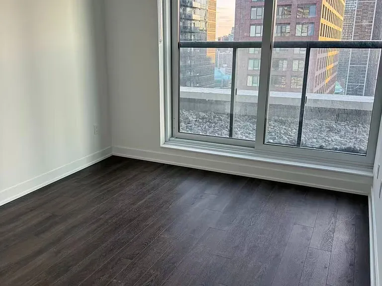 609 Sherbourne St #2604 — Photo 6