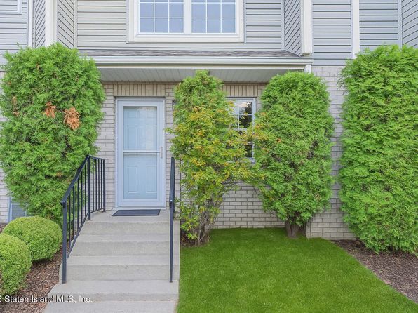 330 Skyline Dr #H, Staten Island, NY 10304