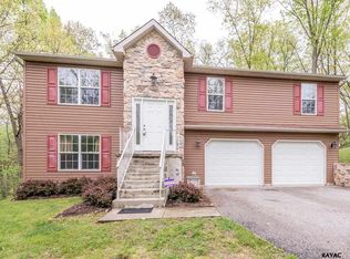 185 Lewis Rd, Windsor, PA 17366