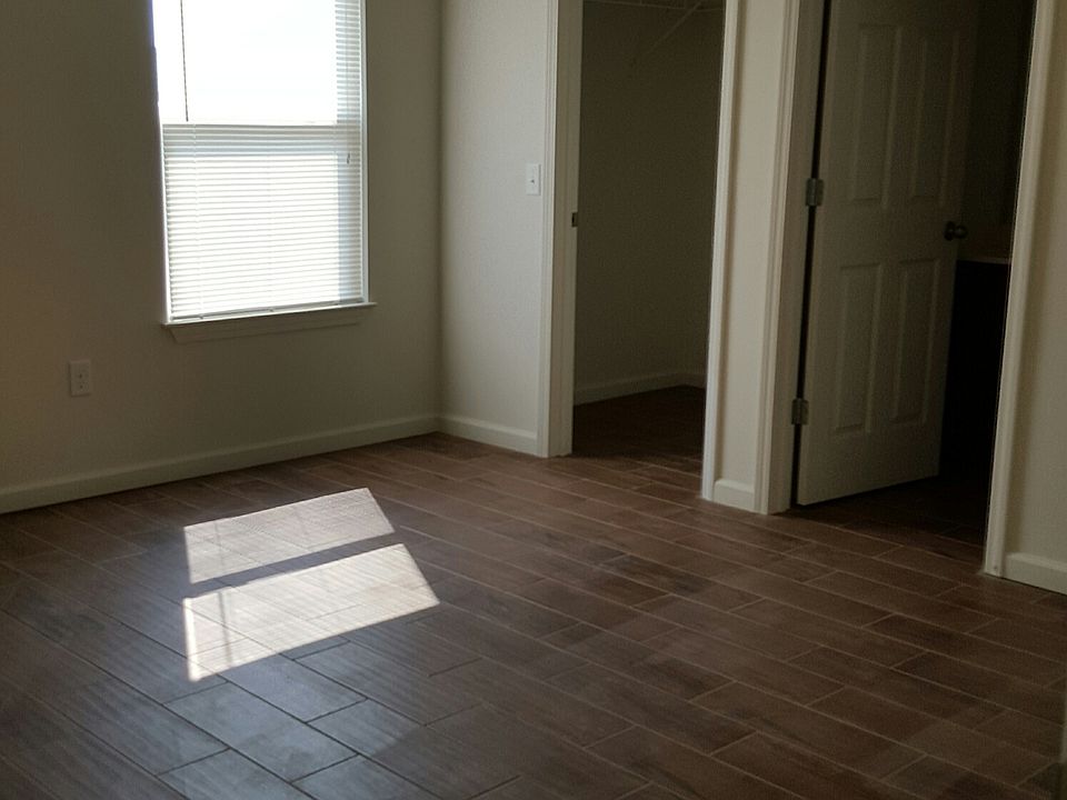 Mast Bedroom