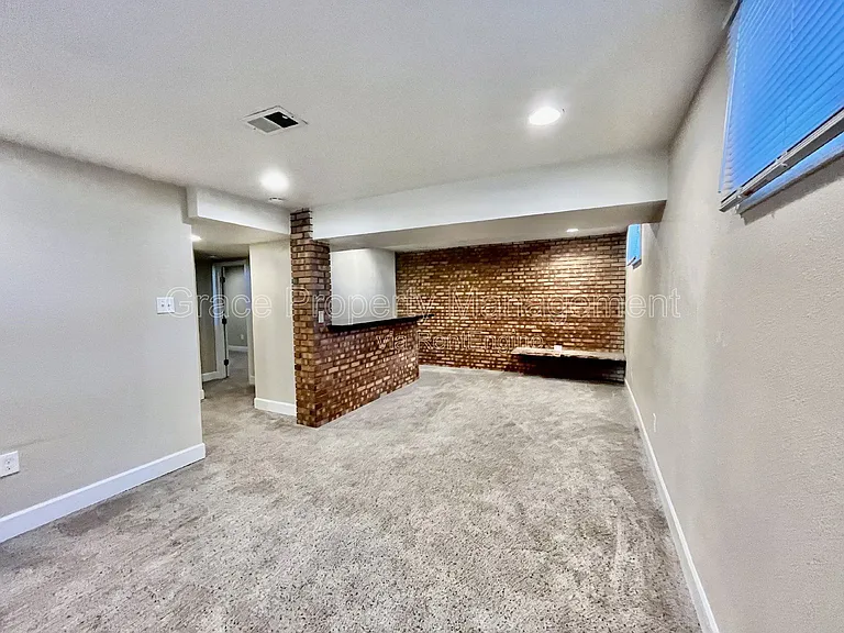 10758 Ogden St — Photo 19