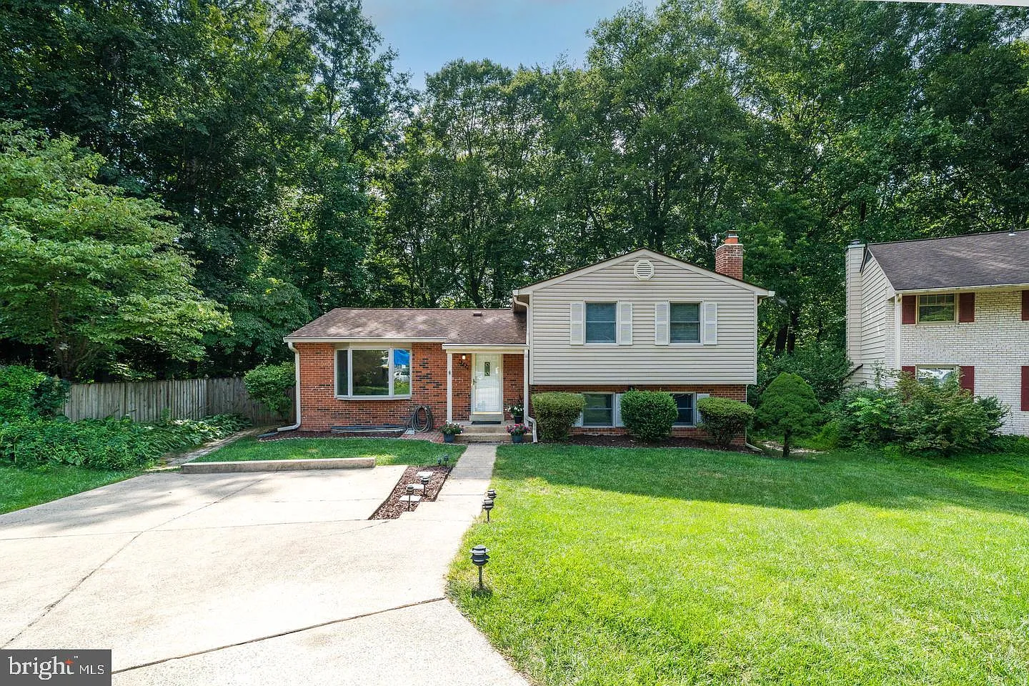 5 bed, 2.5 bath, 2175 sqft, $3,600 — Photo 1
