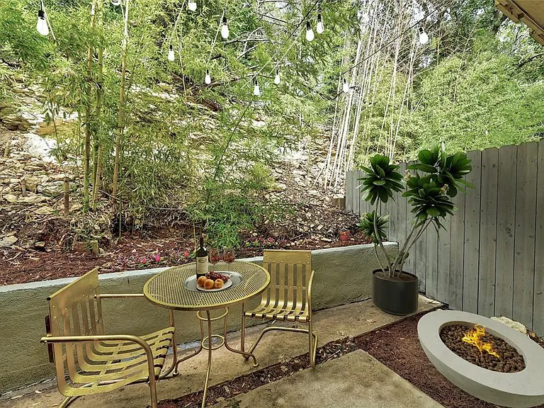 5330 Balcones Dr #G — Photo 17