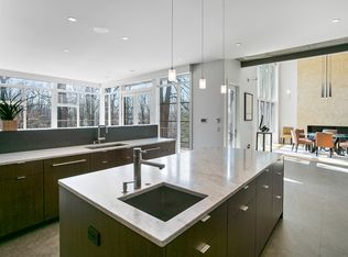 3421 Greentree Dr, Falls Church, VA 22041