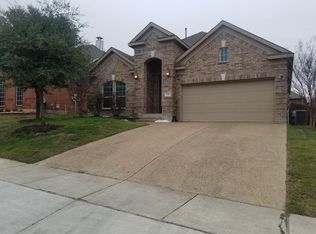 636 Palomino Way, Grand Prairie, TX 75052