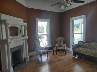 16 Burgess St, Summerton, SC 29148