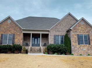 113 Green Hill Rd NE, Cleveland, TN 37323