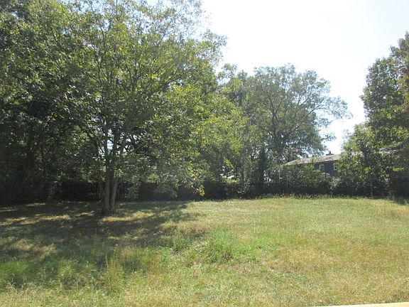 2nd image of 13471 Veterans Memorial Hwy