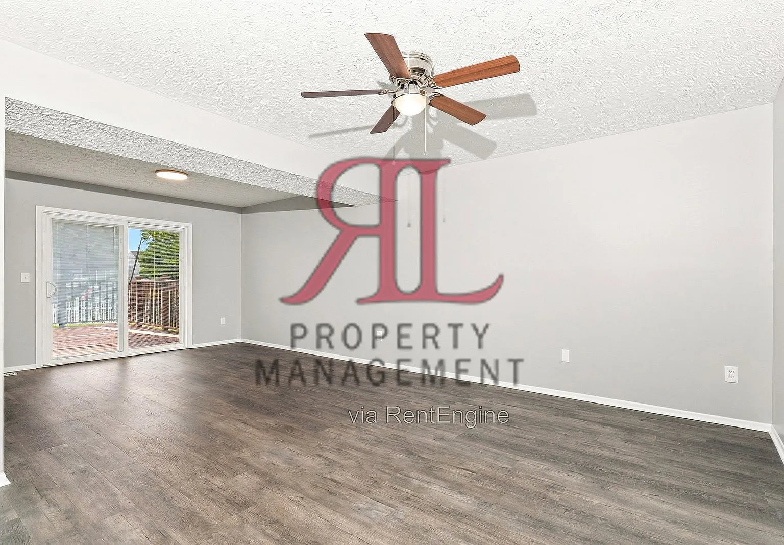 3 bed, 1.5 bath, 1200 sqft, $2,099 — Photo 4