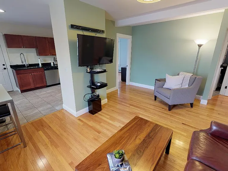 37 Pearl St #39 — Photo 7