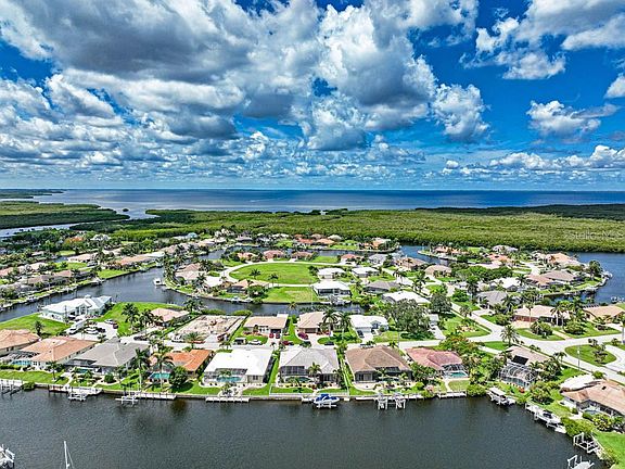 3rd image of 1336 Sea Horse Ct