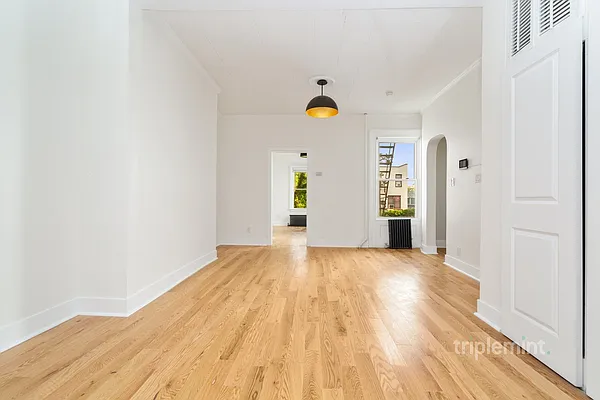 Rented by Triplemint | media 10