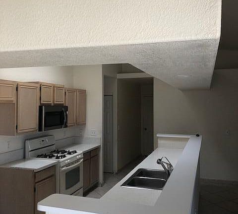 5th image of 3490 Chemehuevi Blvd