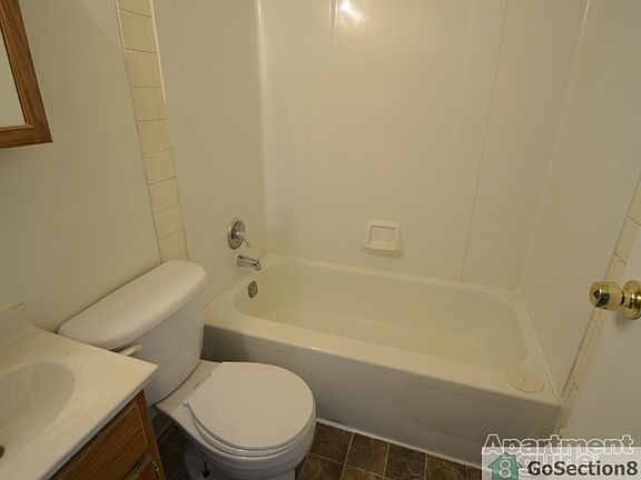 3rd image of 1047 Weehawken Pl