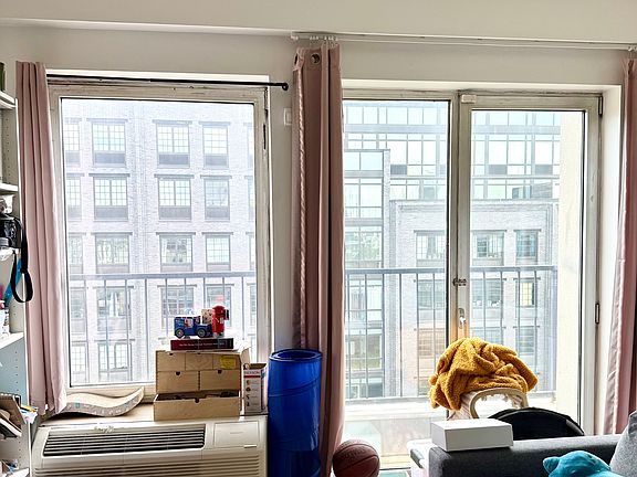 4th image of 509 Myrtle Ave APT 6A