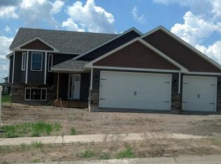 11459 Latham Ln, Chisago City, MN 55013