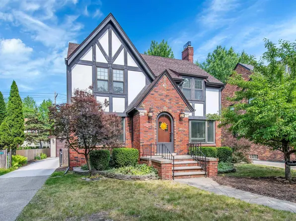 1346 Bishop Rd, Grosse Pointe Park, MI 48230