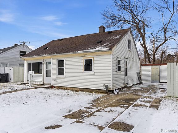 4th image of 22035 Scotia Rd