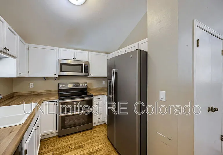 11846 E Cornell Cir — Photo 10