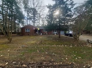 102 Dryden Ln, Yorktown, VA 23693