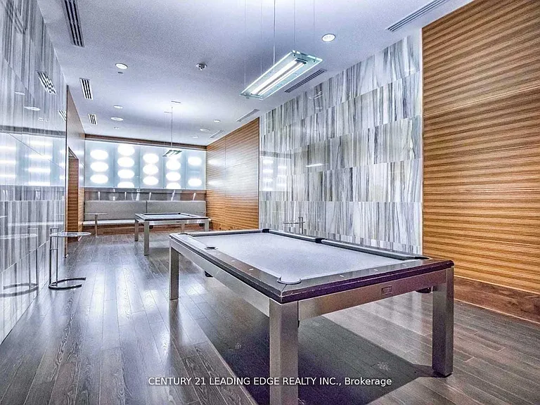 135 Village Green Sq #2415 — Photo 14