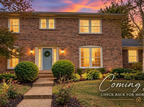8000 Barbour Manor Dr, Louisville, KY 40241