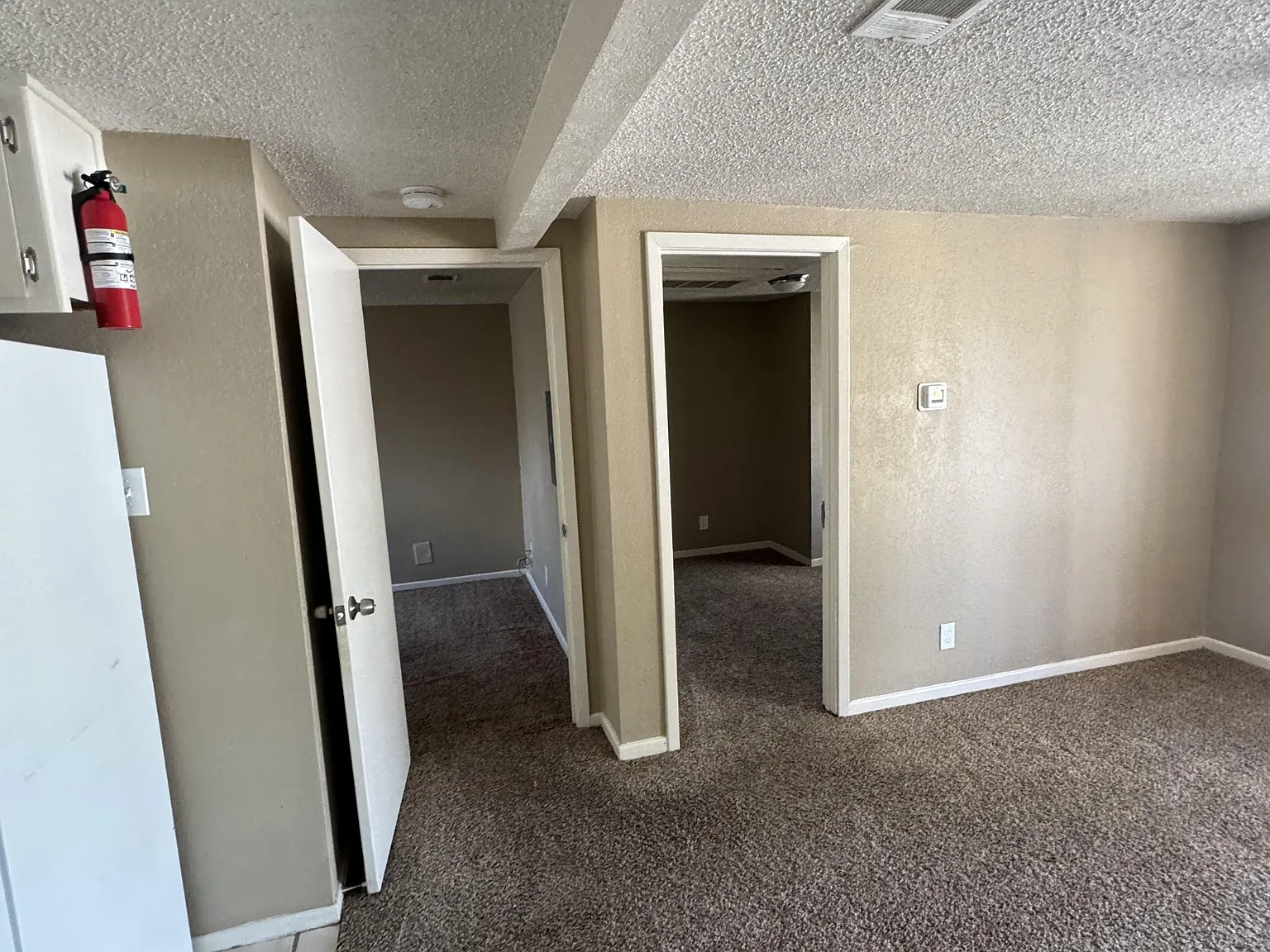 602 - 1 - 1 D — Photo 4