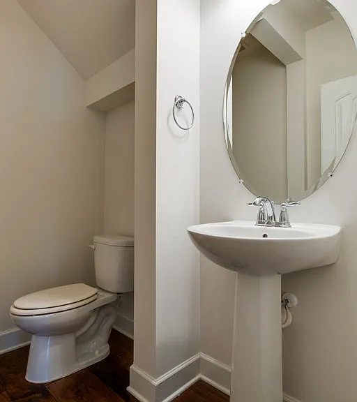1205 Cressy Ln — Photo 6