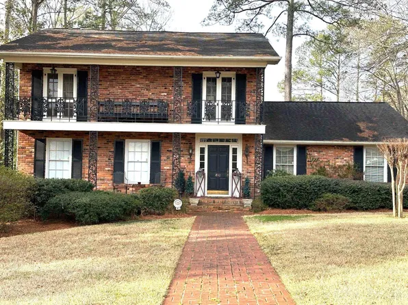 810 Stewart Ave, Union Point, GA 30669