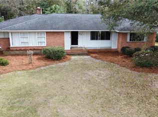 475 S Wayne St, Jesup, GA 31546