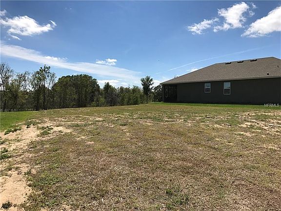 3rd image of 143 Lakeshore Dr