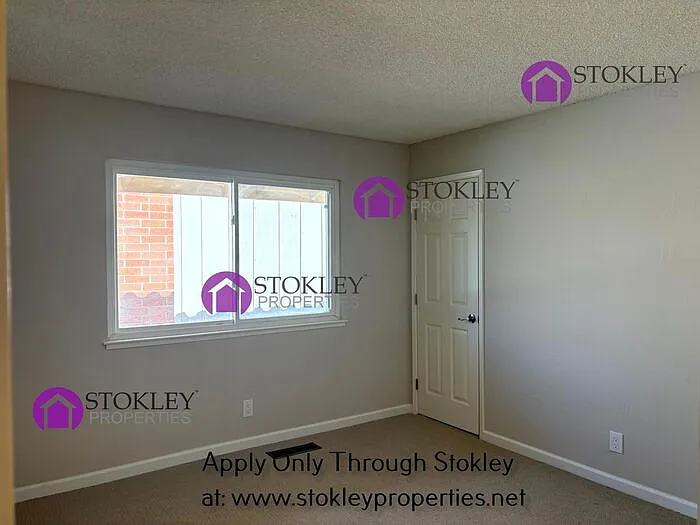 637 Tarrytown Ct — Photo 13
