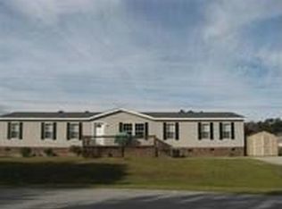 103 Englewood Dr, Hubert, NC 28539