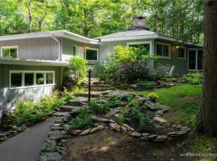 15 Middle Rd, Cumberland, ME 04021