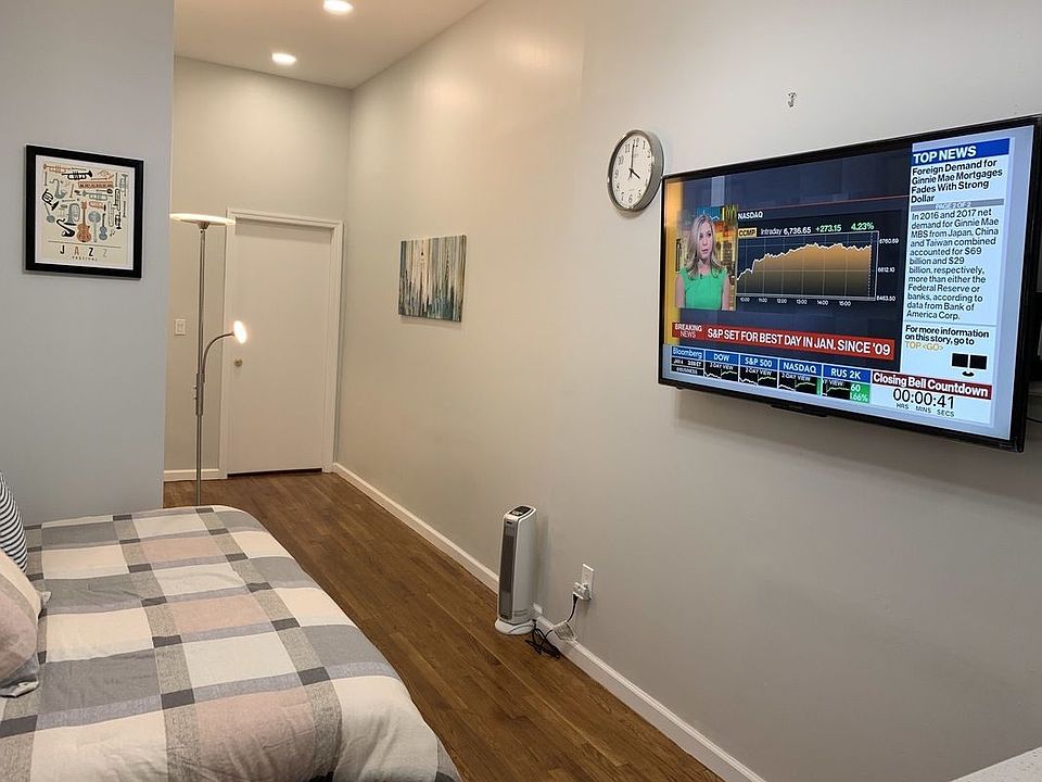 1st image of 35 W 128th St APT 1