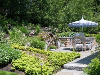 130 Hickory Rd, Weston, MA, 02493