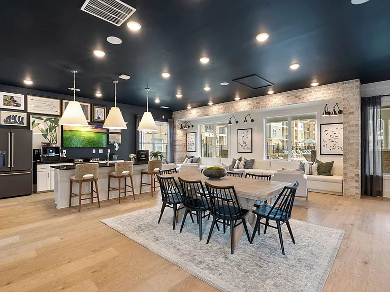 Reserve at Greenwood — Photo 15