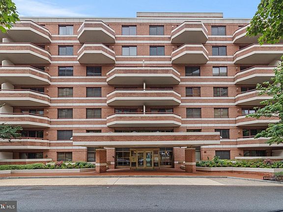 2nd image of 2301 N St NW APT 508