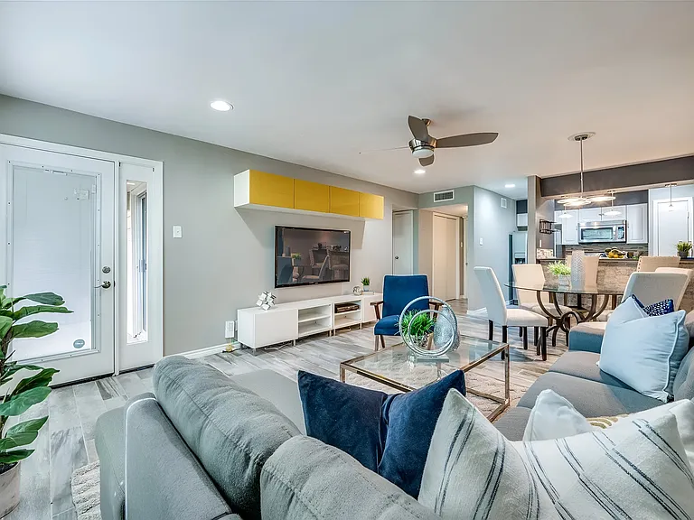 4850 Cedar Springs Rd #359 — Photo 3