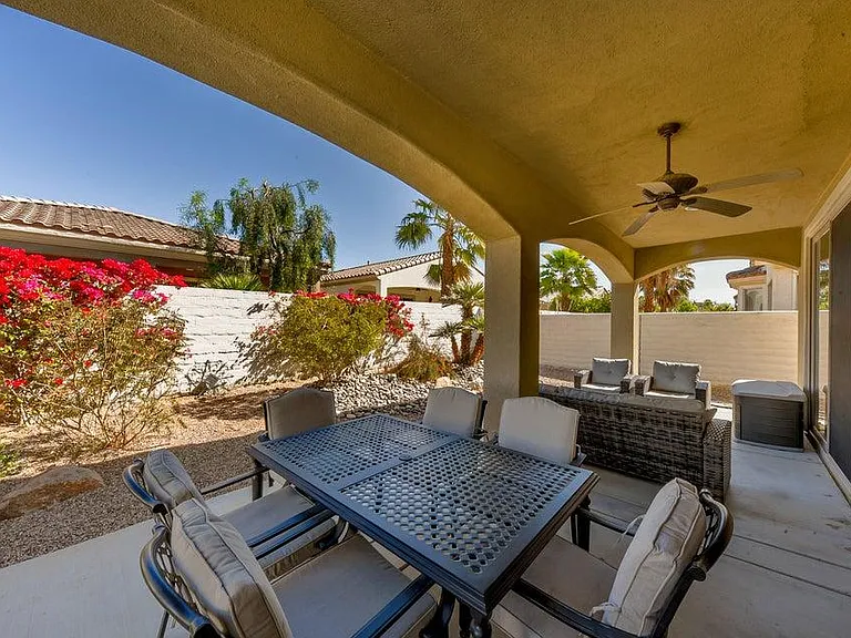 80528 Avenida Camarillo — Photo 24