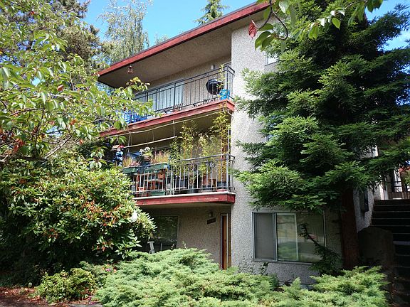 2nd image of 6416 14th Ave NW APT 4