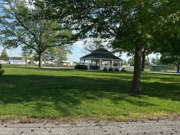 1 Aster Ave #55, New Baden, IL 62265