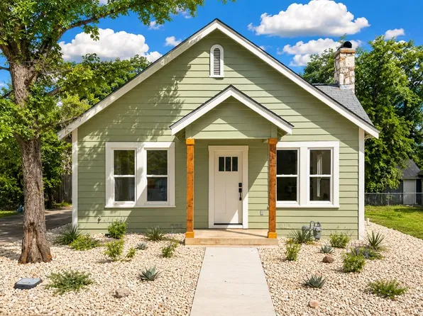 609 Robinson Ave, Kerrville, TX 78028