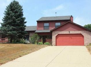 2396 Debbie Dr, Greenwood, IN 46143